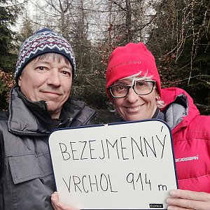 Jana a Pavel Kasaničovi na vrcholu Jelení hora V (16.4.2022 11:30)