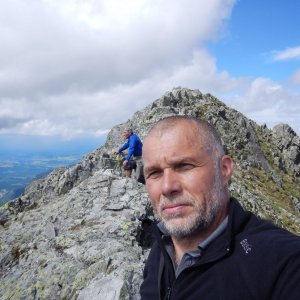 Rastislav Biarinec na vrcholu Zadný Ľadový štít (1.7.2017 14:14)