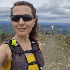 Marcela Kubíčková na vrcholu Ondřejník (6.4.2024 13:27)