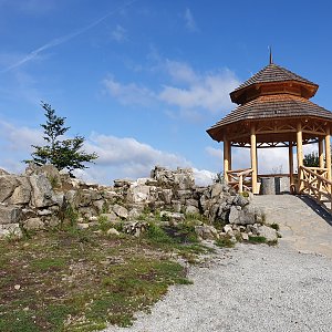 Petr Pepe Peloušek na vrcholu Kozia Gora (15.7.2022 8:22)