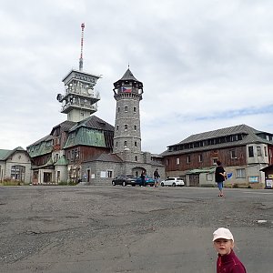 Vendulka Mekišová na vrcholu Klínovec (7.9.2022 11:28)
