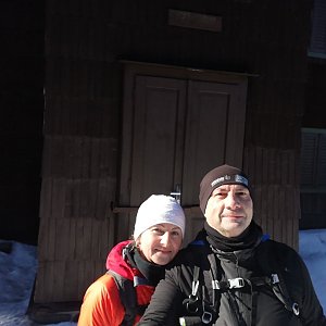 Dana + jirka na vrcholu Hubertova chata (12.3.2022 9:33)