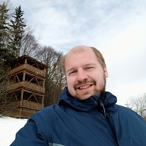 Petr Petrik na vrcholu Rozhledna Sedlo Beskyd (8.1.2022 12:50)