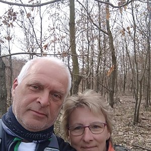 Ivana a Petr Kadovi na vrcholu Maják (29.3.2022 10:00)