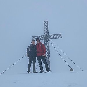 Martin Malý na vrcholu Stein am Mandl (2.4.2022 12:50)