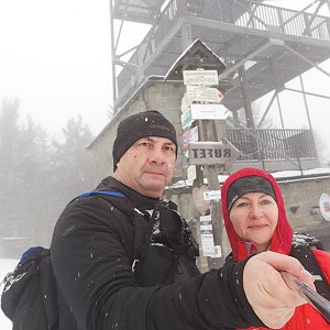 Dana + jirka na vrcholu Velká Čantoryje (24.1.2021 9:45)