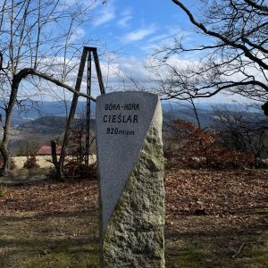 Dashia5 na vrcholu Česlar / Cieślar (3.3.2024 12:44)