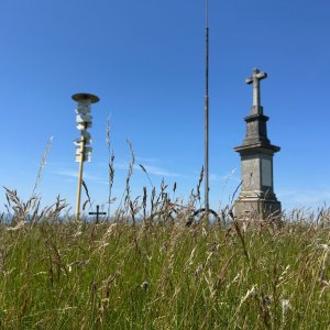 akam na vrcholu Svinec - SV vrchol (22.6.2025 13:15)