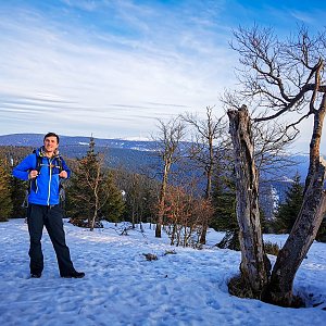 Jiří Králík na vrcholu Velký Klínovec (19.3.2023 17:02)