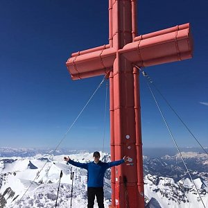 Martin Malý na vrcholu Großer Priel (31.3.2019 12:30)