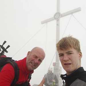 Michal Kříž na vrcholu Grosser Donnerkogel (28.9.2021 13:22)