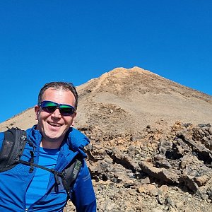 Josef Trajer na vrcholu Pico de Teide (18.6.2022 11:09)