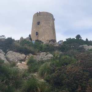 Michal Hájek na vrcholu Talaia d'Albercutx (1.11.2023 13:11)