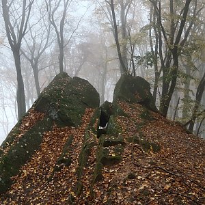 Ketty Dubňanská na vrcholu Rozštípená skála (28.10.2022 12:30)
