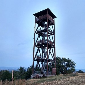 Jiří Králík na vrcholu Divoučí kopec (29.8.2018 19:46)