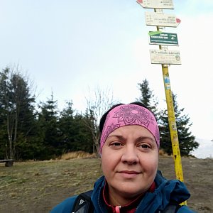 Sandra Blazkova na vrcholu Smrk (7.11.2021 9:48)