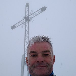 Jaroslav Macura na vrcholu Bendoszka Wielka  (20.2.2022 9:31)