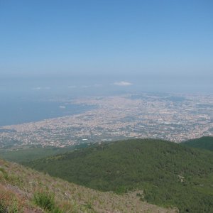 Zdena Trommler na vrcholu Vesuv (16.6.2011 11:30)