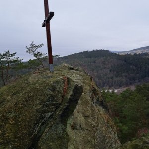 Pavel Martínek na vrcholu Raubířské skály (26.1.2024 11:00)