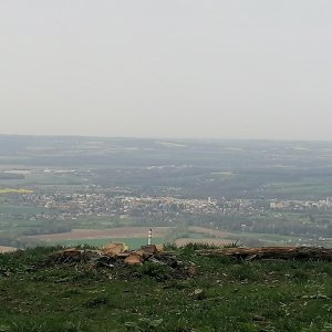 Zdena Trommler na vrcholu Červený kámen (9.4.2024 15:55)