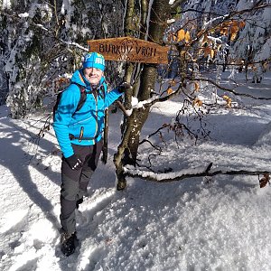 Vítězslav Vrána na vrcholu Burkův vrch / Burkov vrch (20.2.2021 12:05)