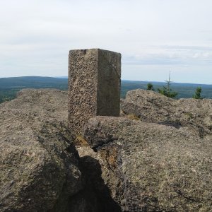 Nojby na vrcholu Eduardova skála  (4.9.2025 12:44)