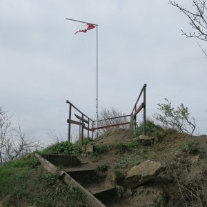 ZdenkaV na vrcholu Haláp (14.3.2024)