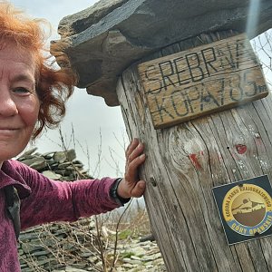 Anna na vrcholu Velká Stříbrná (30.4.2022)