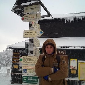 Jack Skurello na vrcholu Pustevny (24.2.2018 14:57)