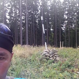 Li Be na vrcholu Bařinka (25.9.2023 15:03)