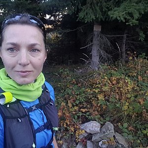 Marcela Kubíčková na vrcholu Malý Smrček (28.10.2021 9:31)
