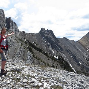 Iveta Válová na vrcholu Grant MacEwan Peak (1.6.2017 13:30)