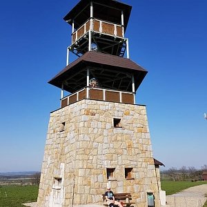 Patrycja na vrcholu Vojtěchův kopec (21.4.2019 6:27)
