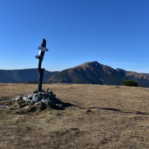 Rastislav Biarinec na vrcholu Rovná hoľa (31.10.2021 11:48)