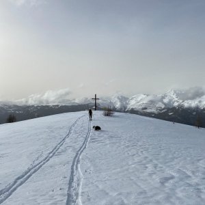 Martin Malý na vrcholu Dorfberg (29.3.2024 16:10)