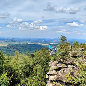 Tomi na vrcholu Mandlstein (13.8.2022 12:30)