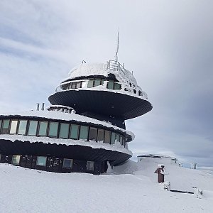 David Korček na vrcholu Sněžka / Śnieżka (21.1.2021 11:32)