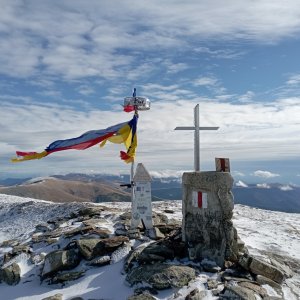 michalzhor na vrcholu Parângul Mare (2.11.2023 23:34)