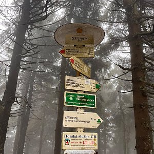 Monika na vrcholu Čertův mlýn (17.2.2024 13:49)