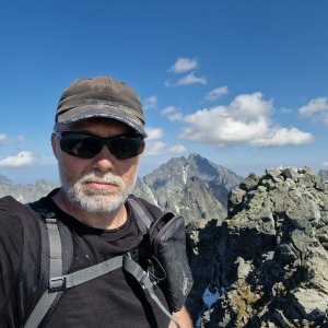 Rastislav Biarinec na vrcholu Rysy - S vrchol (15.6.2025 15:47)