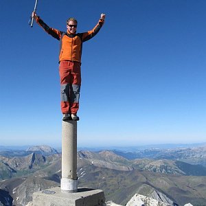 Tomáš Kupsa na vrcholu Pico de Aneto (17.7.2008 8:00)