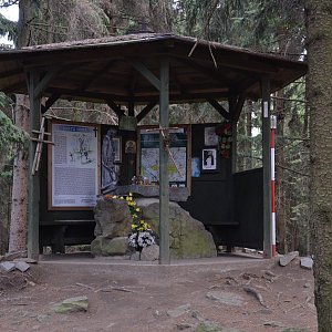 Jarda Vála na vrcholu Svatá hora (22.4.2016)