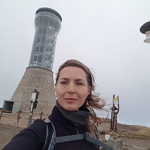 Marcela Kubíčková na vrcholu Králický Sněžník (10.10.2022 13:15)