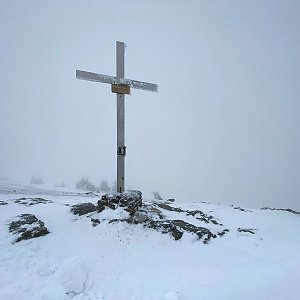 Martin Matějka na vrcholu Asitzkopf (6.2.2023 10:25)