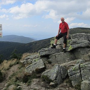 Michal Kříž na vrcholu Harrachovy kameny (26.8.2022 11:28)