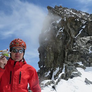 Divočák na vrcholu Finsteraarhorn (31.7.2017 14:10)