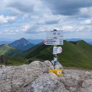 Jakub Kotzot na vrcholu Chleb (4.7.2023 12:36)