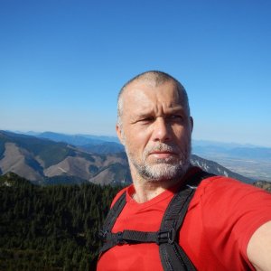 Rastislav Biarinec na vrcholu Krakova hoľa (15.10.2018 11:27)