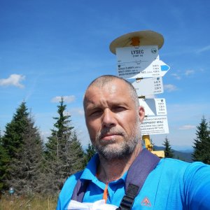 Rastislav Biarinec na vrcholu Lysec (1.8.2015 11:46)