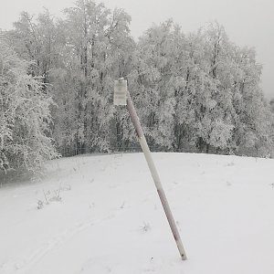 ZdenkaV na vrcholu Fojtův kopec (10.2.2021)